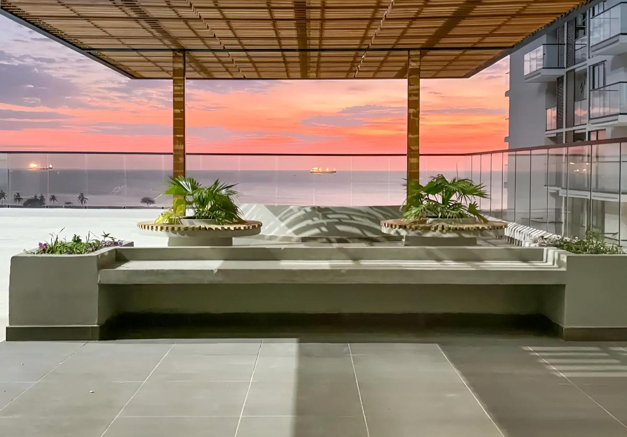 Aparta Luxury 302 - Frente Al Mar Apartamento *